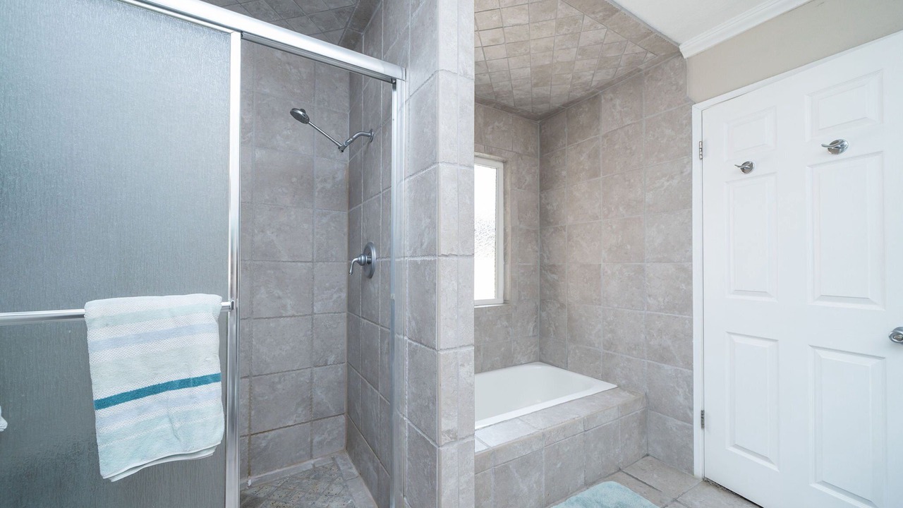 Photo of Bathroom in Moovalya Keys