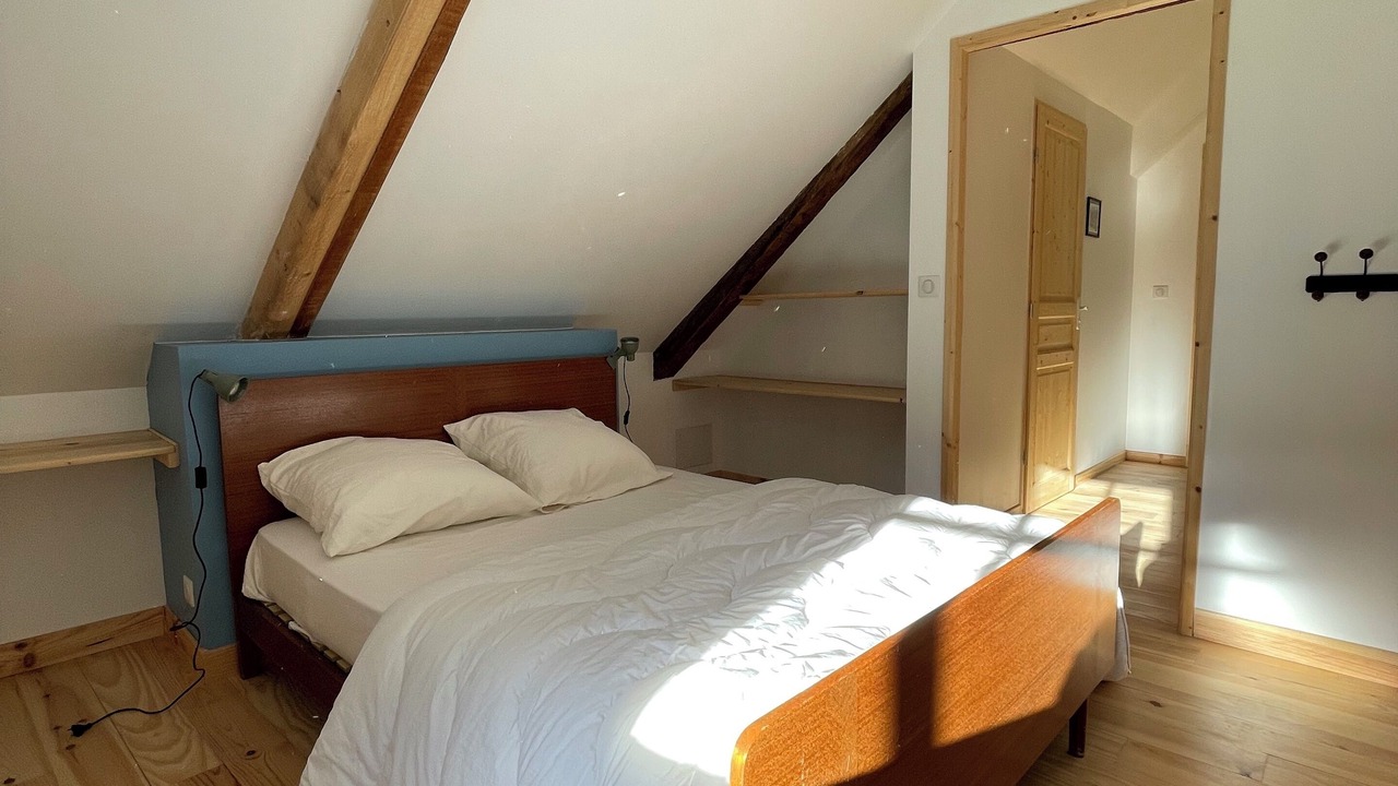 Photo of Bedroom in Beost