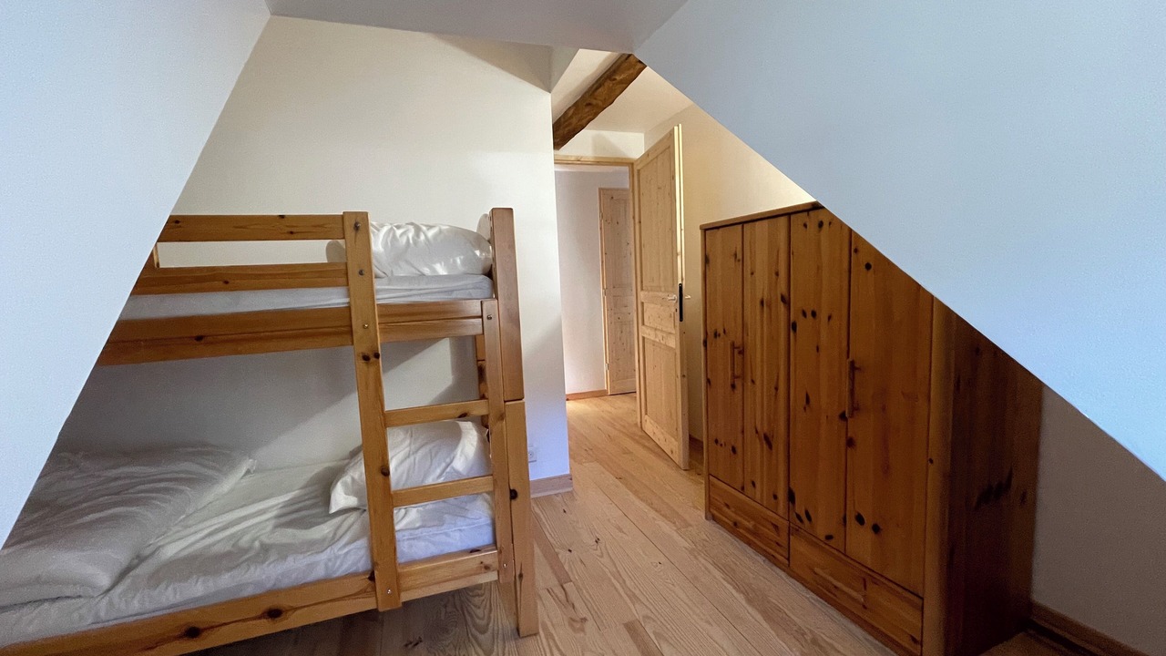 Photo of Bedroom in Beost