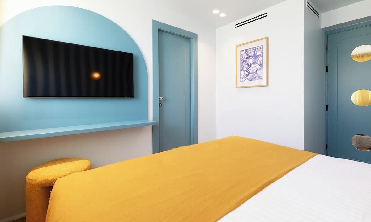 Photo of Bedroom in 8th Arrondissement