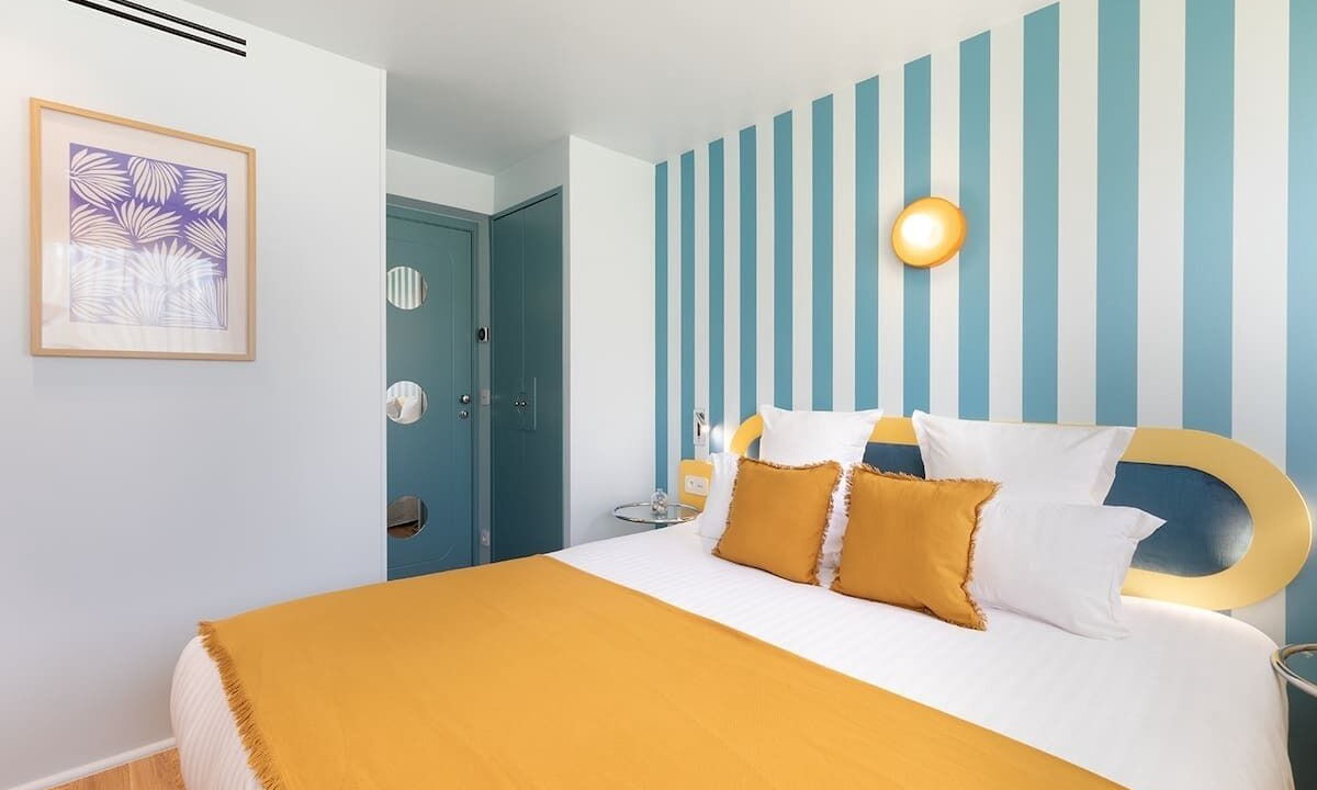 Photo of Bedroom in 8th Arrondissement