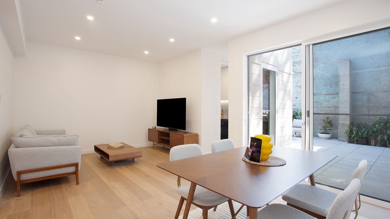 Photo of Others in Annandale