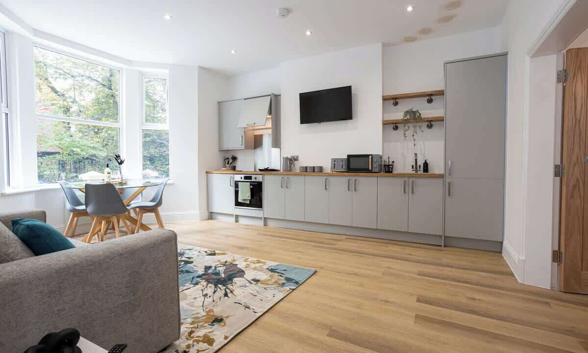 Photo of Others in Little Hulton