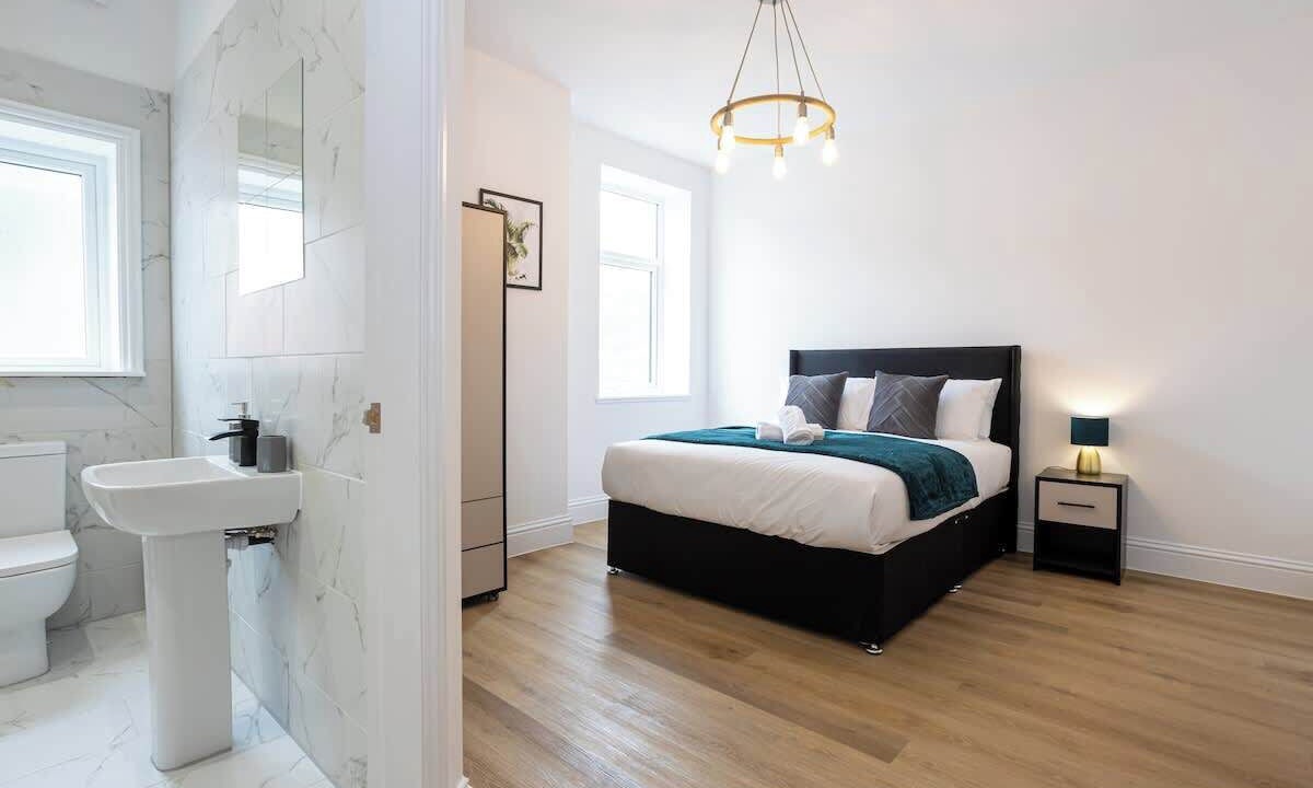 Photo of Bathroom in Little Hulton