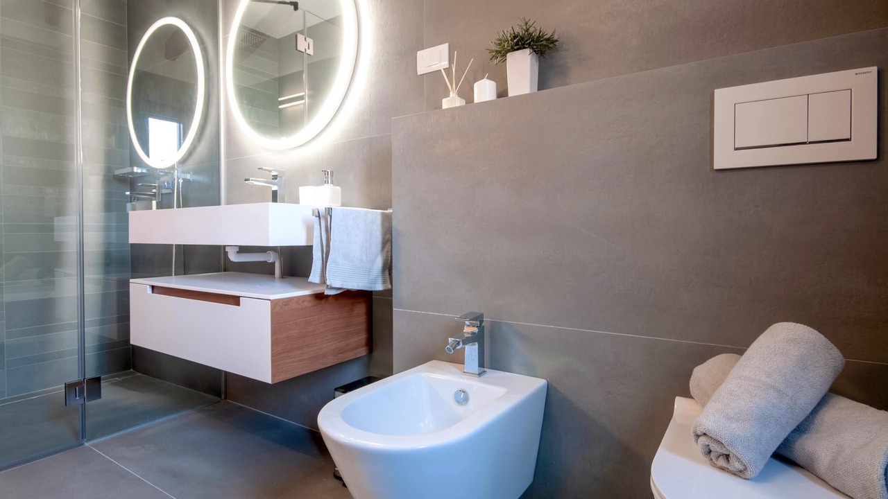 Photo of Bathroom in Gajana