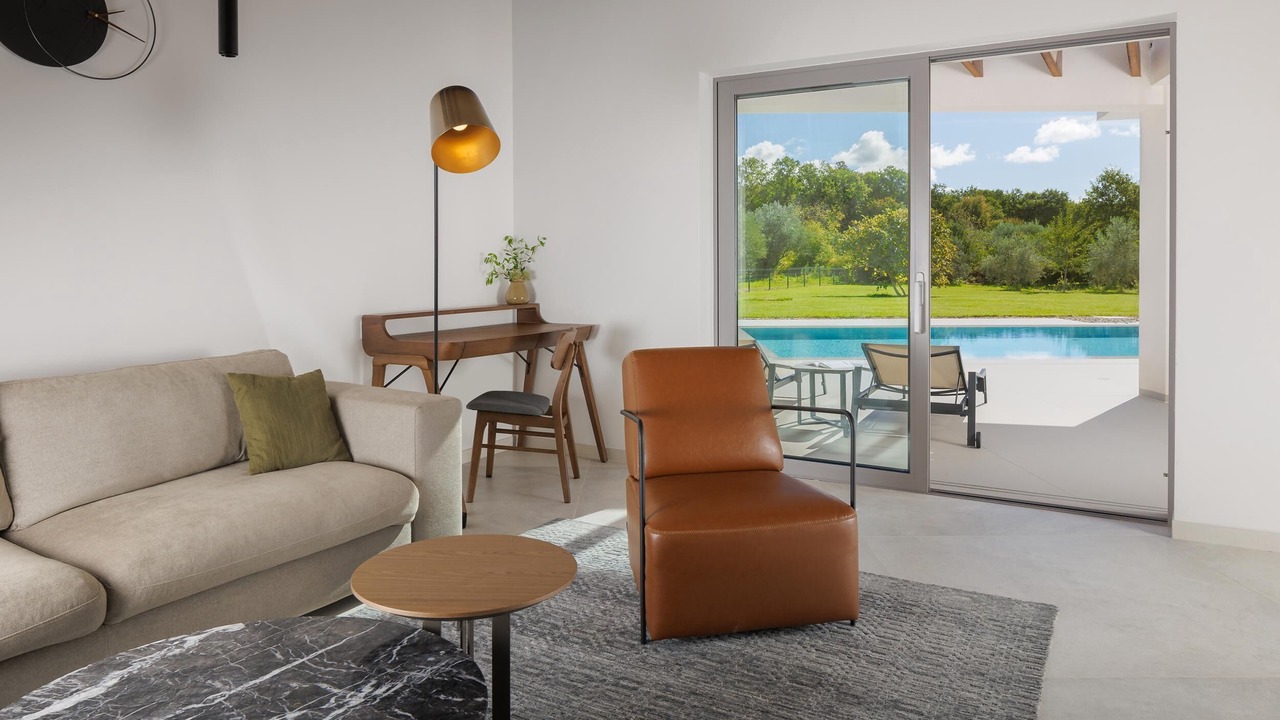 Photo of Livingroom in Gajana