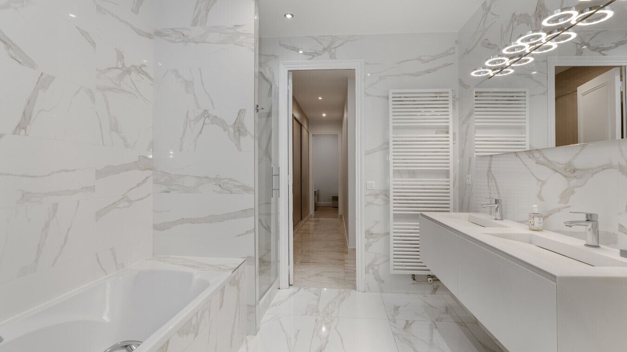 Photo of Bathroom in Chaillot