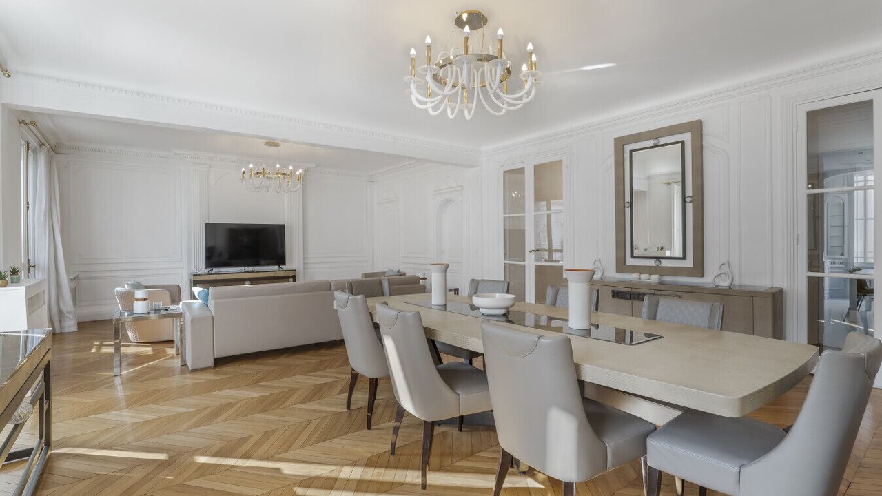 Photo of Others in Chaillot