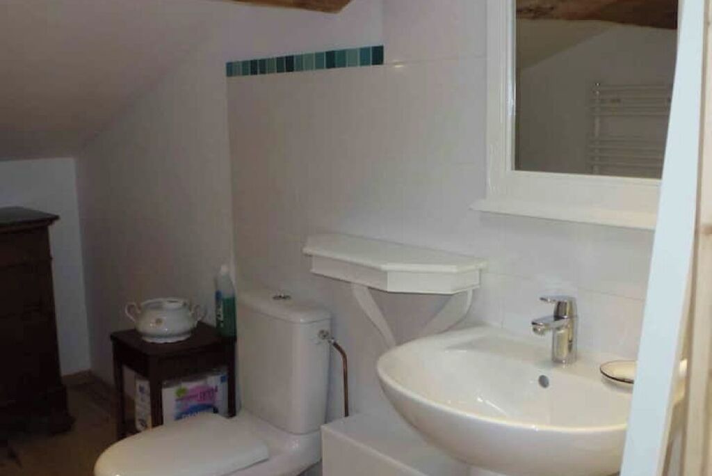 Photo of Bathroom in Albigny-sur-Saone