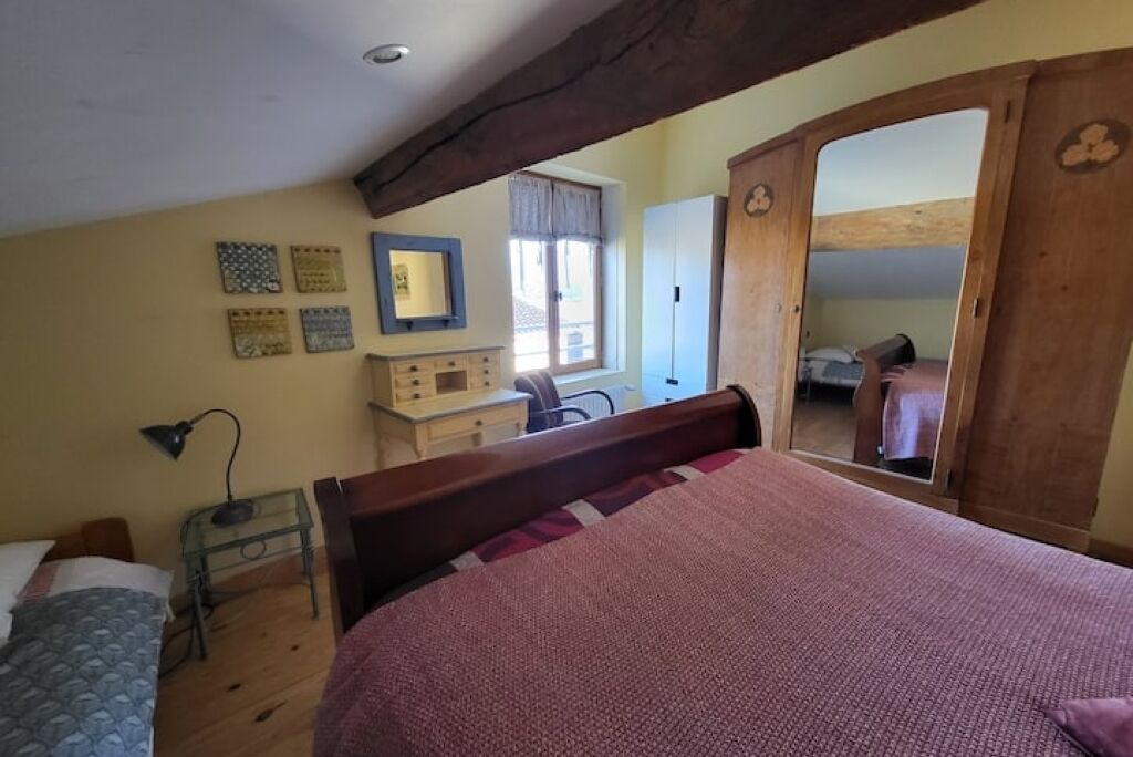 Photo of Bedroom in Albigny-sur-Saone