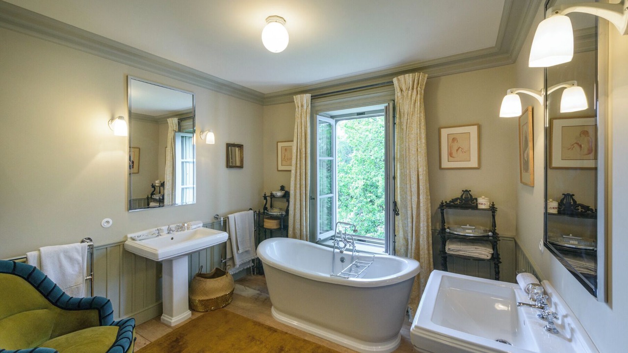 Photo of Bathroom in Saint-Laurent-Nouan