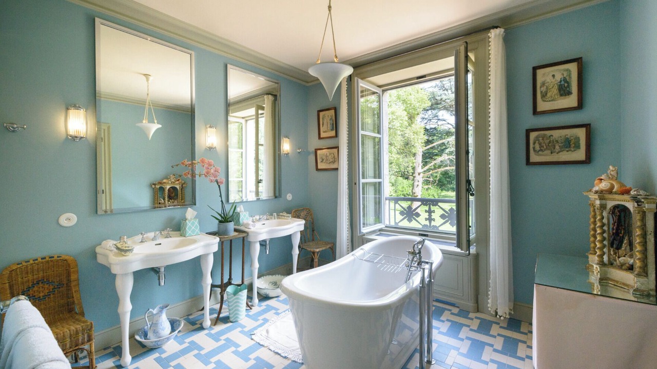 Photo of Bathroom in Saint-Laurent-Nouan