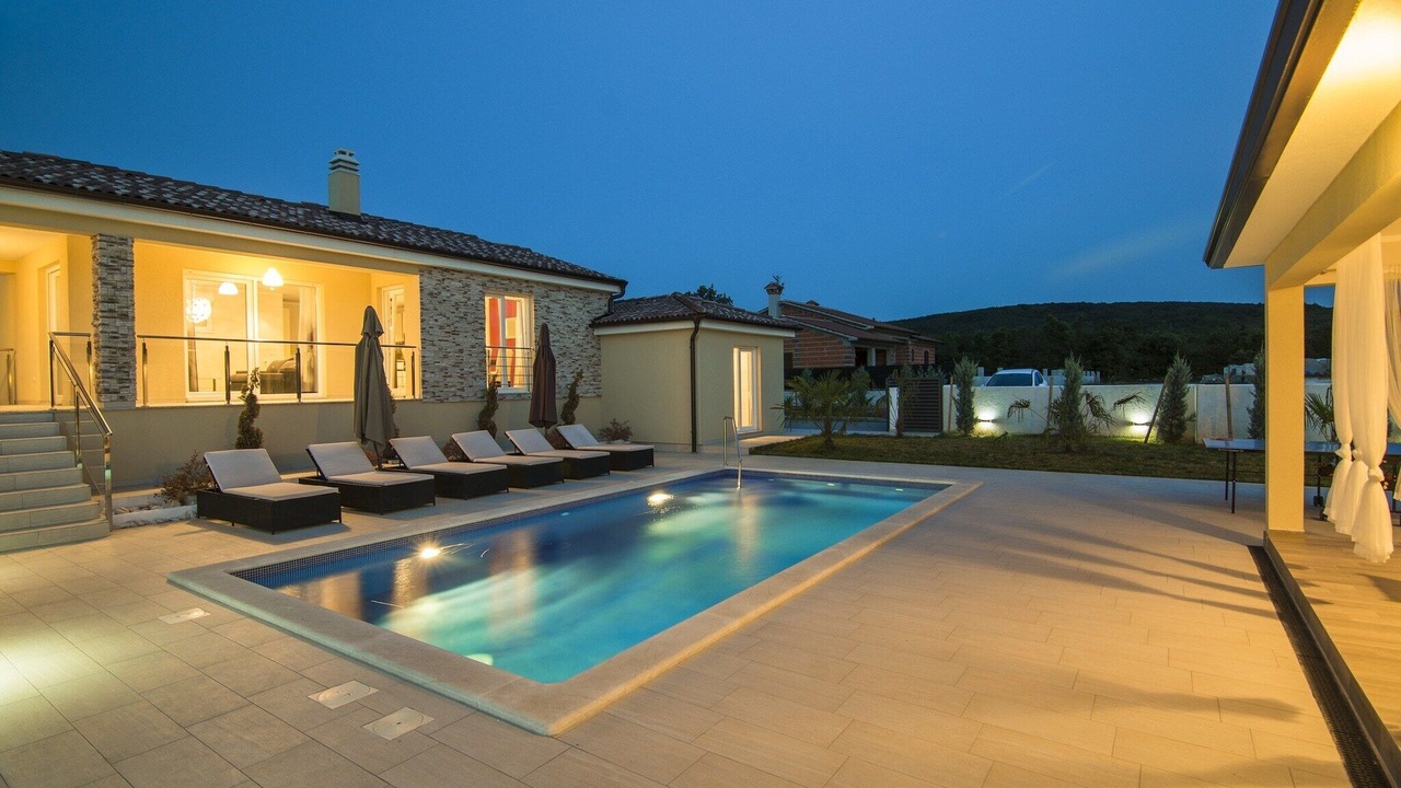 Photo of Outdoor in Rogocana