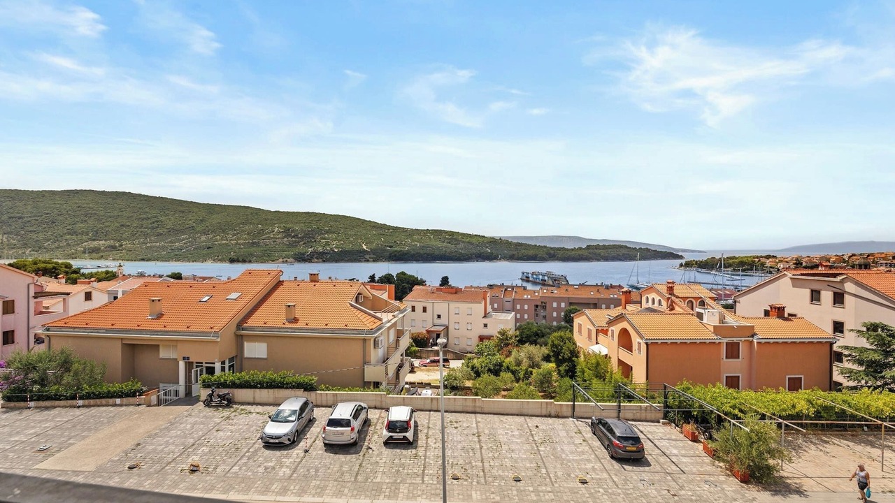 Photo of Outdoor in Cres