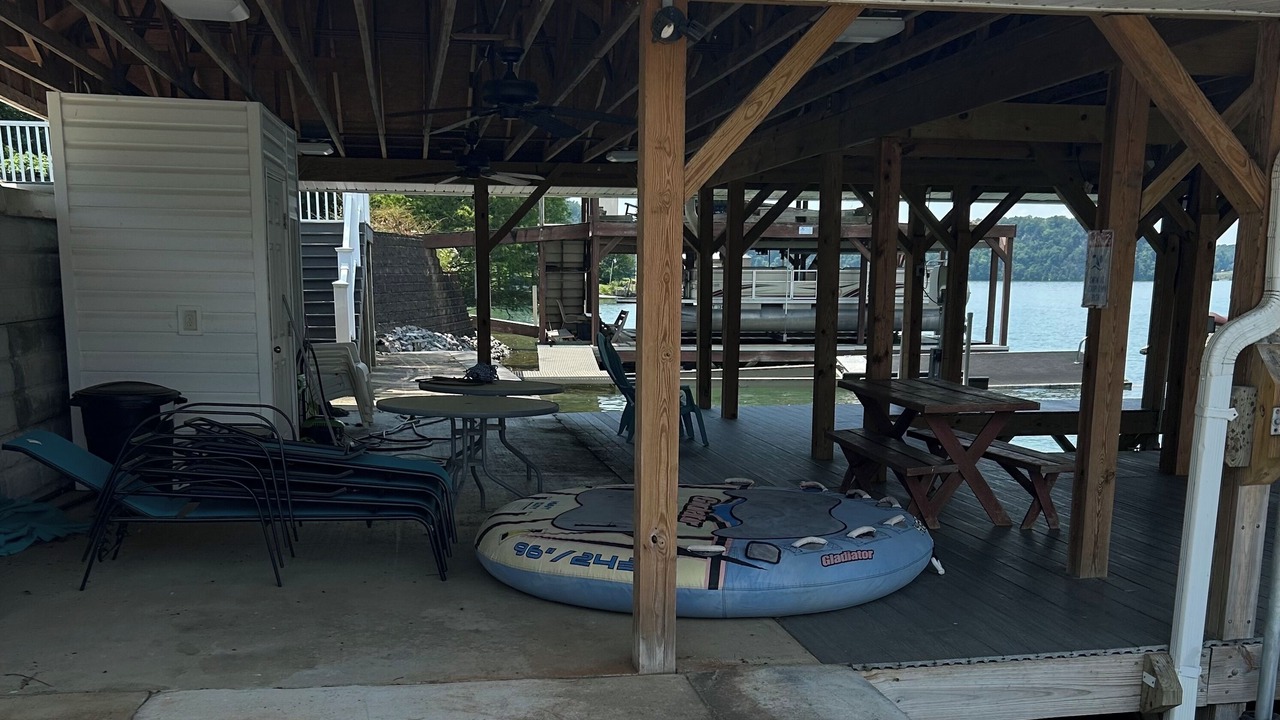 Photo of Outdoor in Oak Grove