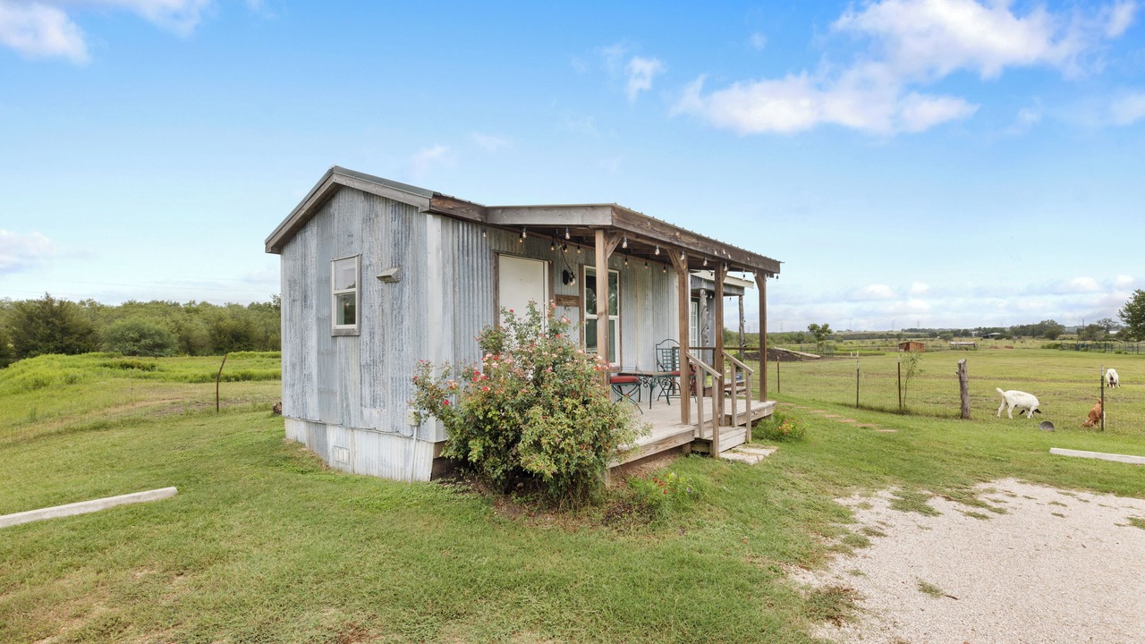 Photo of Outdoor in Prairie Lea