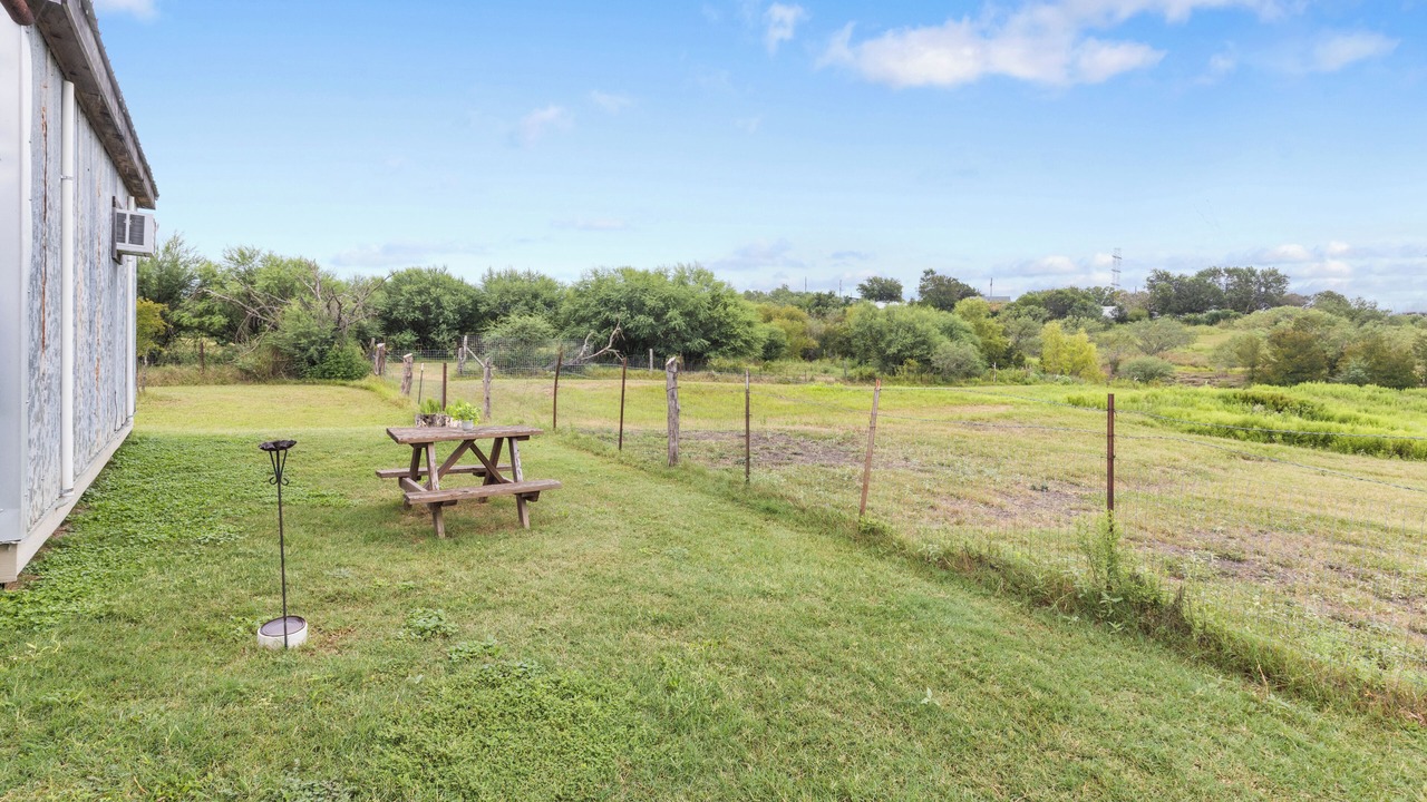 Photo of Outdoor in Prairie Lea