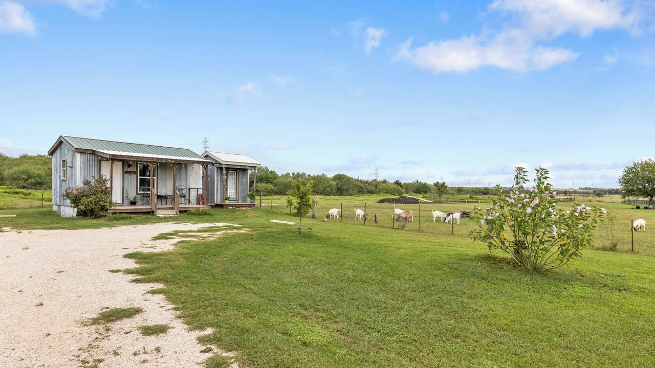 Photo of Outdoor in Prairie Lea