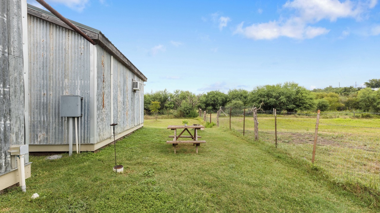 Photo of Outdoor in Prairie Lea