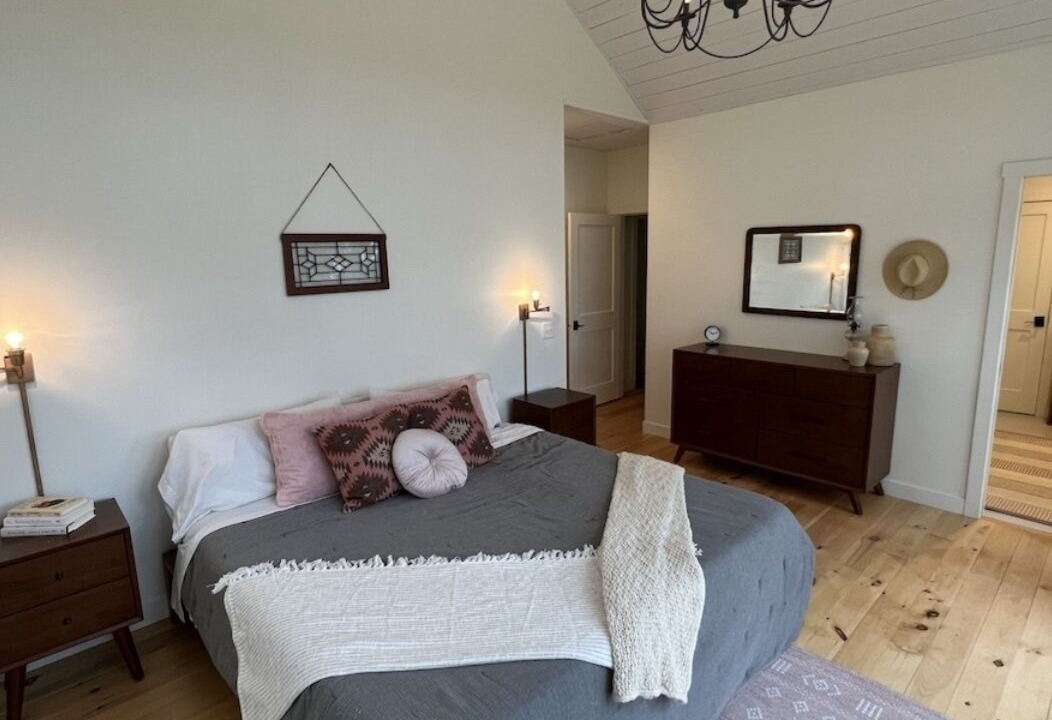 Photo of Bedroom in Markville