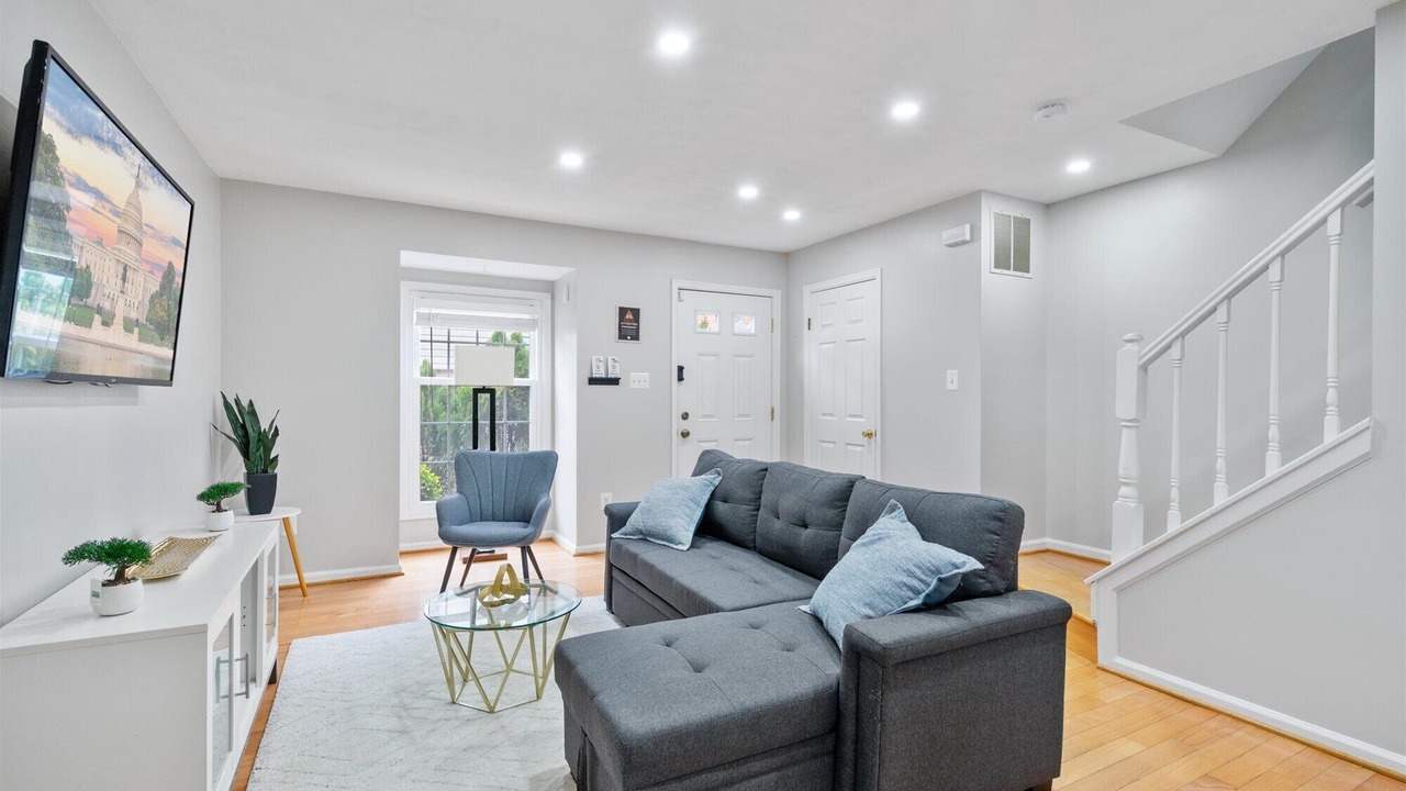 Photo of Livingroom in Arlington
