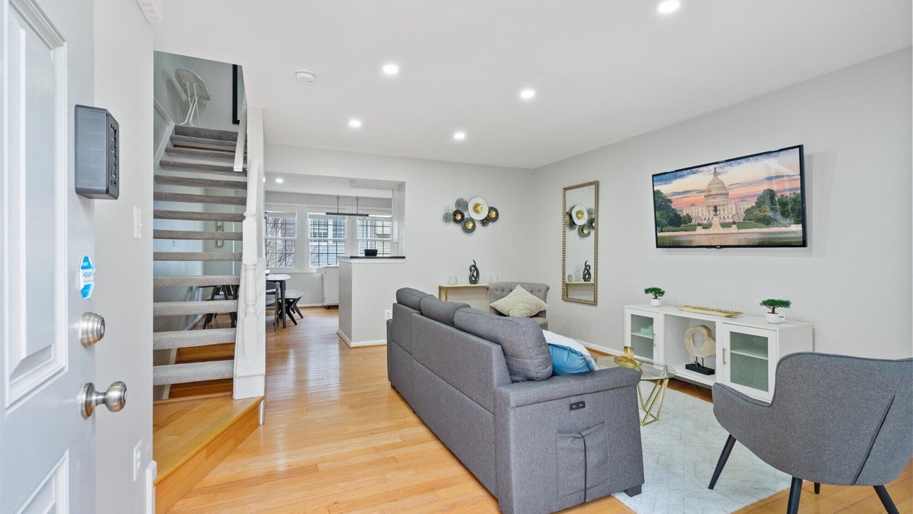 Photo of Livingroom in Arlington