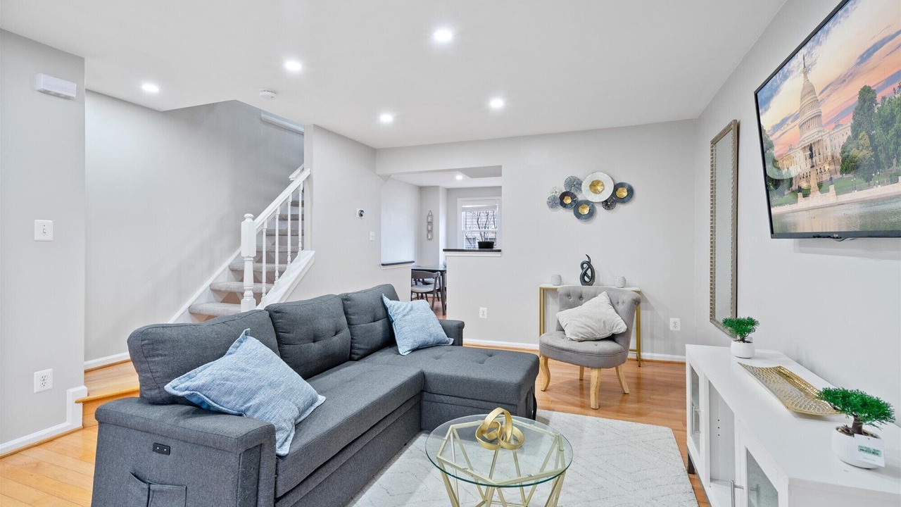 Photo of Livingroom in Arlington
