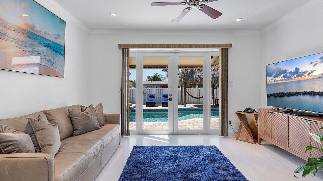 Photo of Bedroom in Royal Poinciana