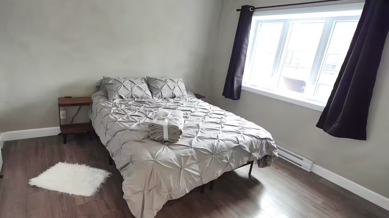 Photo of Bedroom in Lachine
