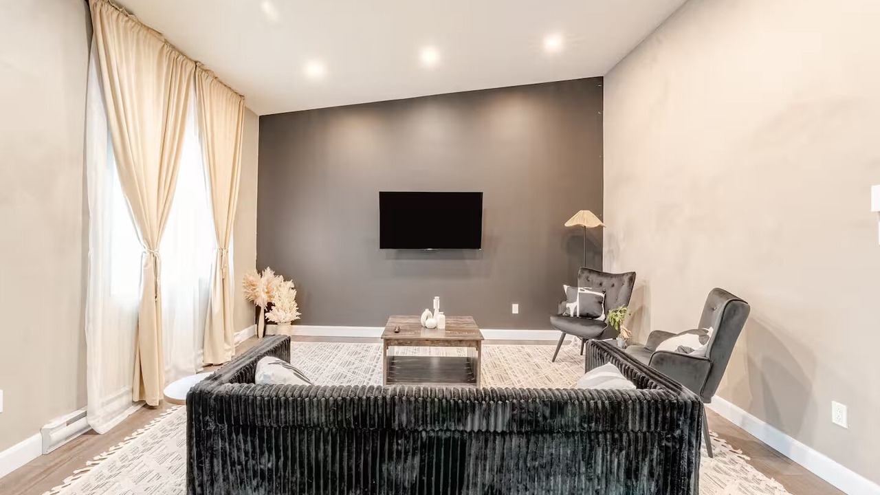 Photo of Livingroom in Lachine