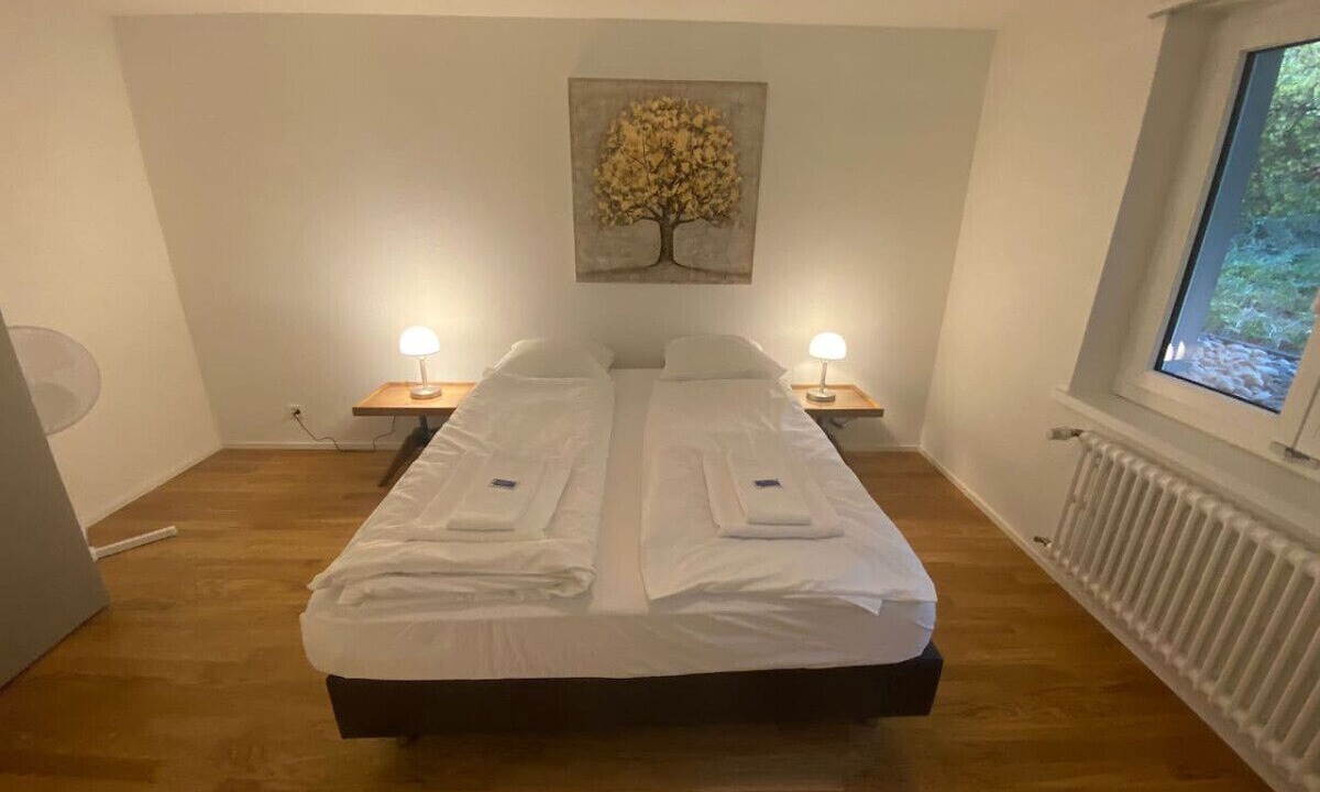 Photo of Bedroom in Hirslanden