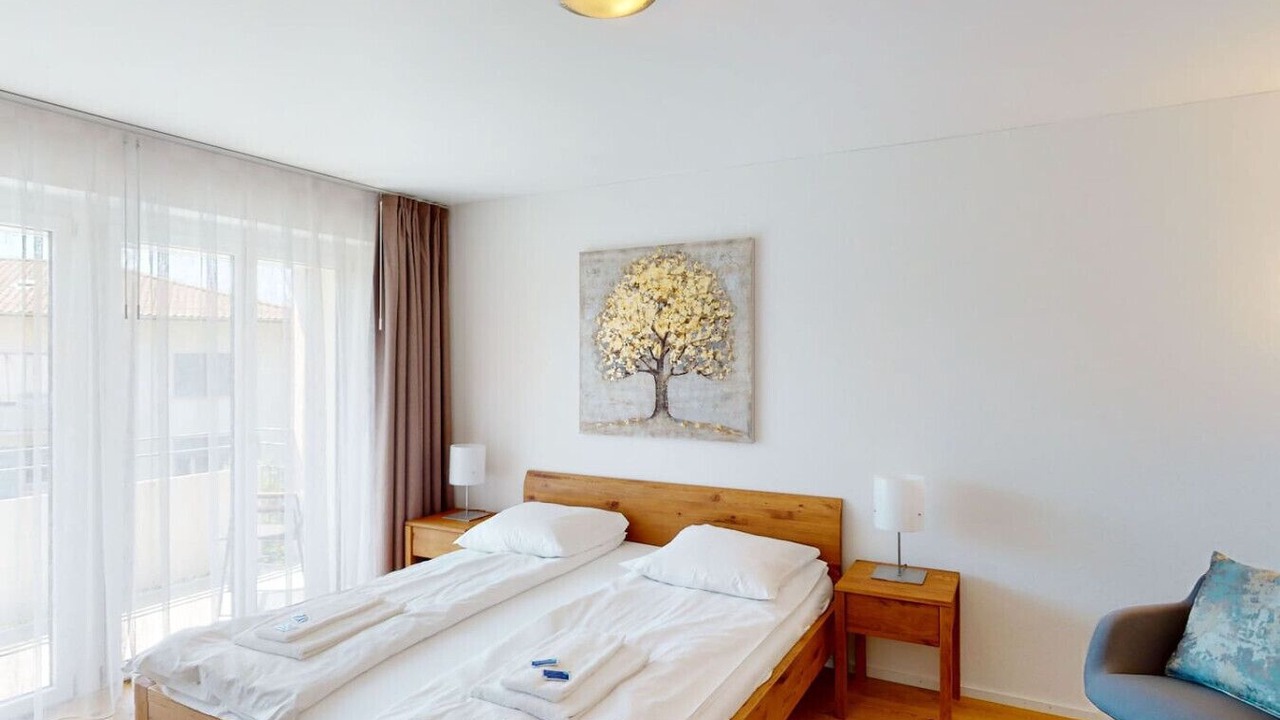 Photo of Bedroom in District 6