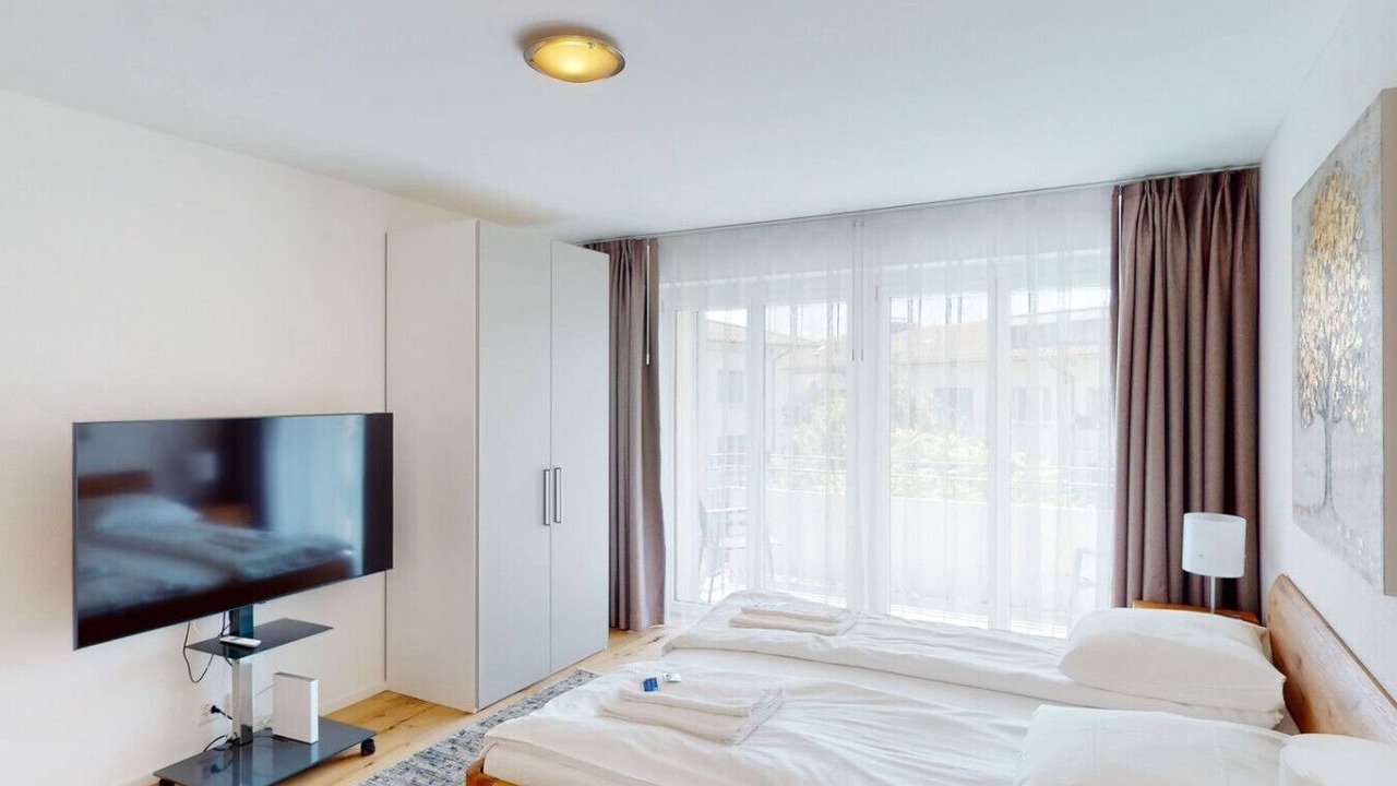 Photo of Bedroom in District 6