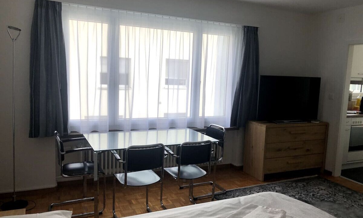 Photo of Bedroom in Hirslanden
