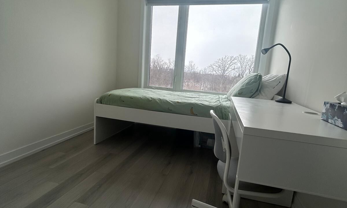 Photo of Bedroom in Halton Regional Municipality