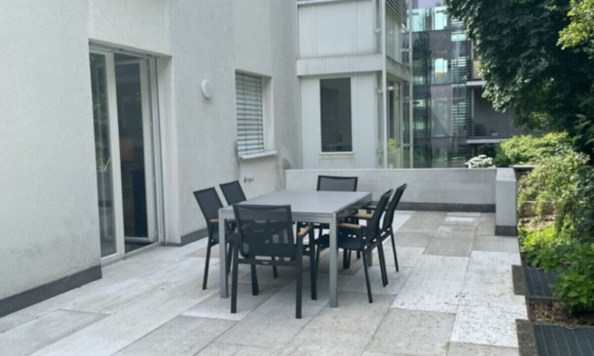 Photo of Outdoor in Fluntern