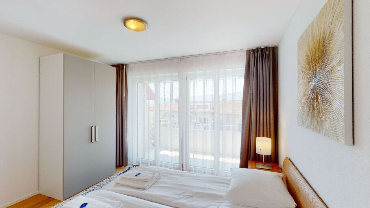 Photo of Bedroom in District 6