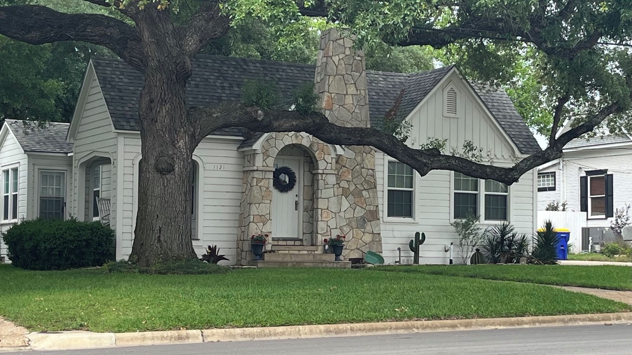 Photo of Outdoor in Gonzales