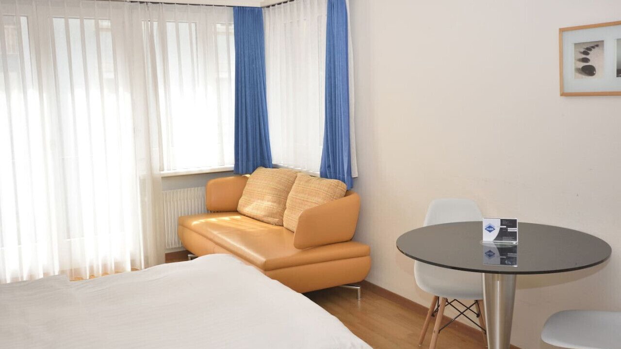 Photo of Bedroom in District 6