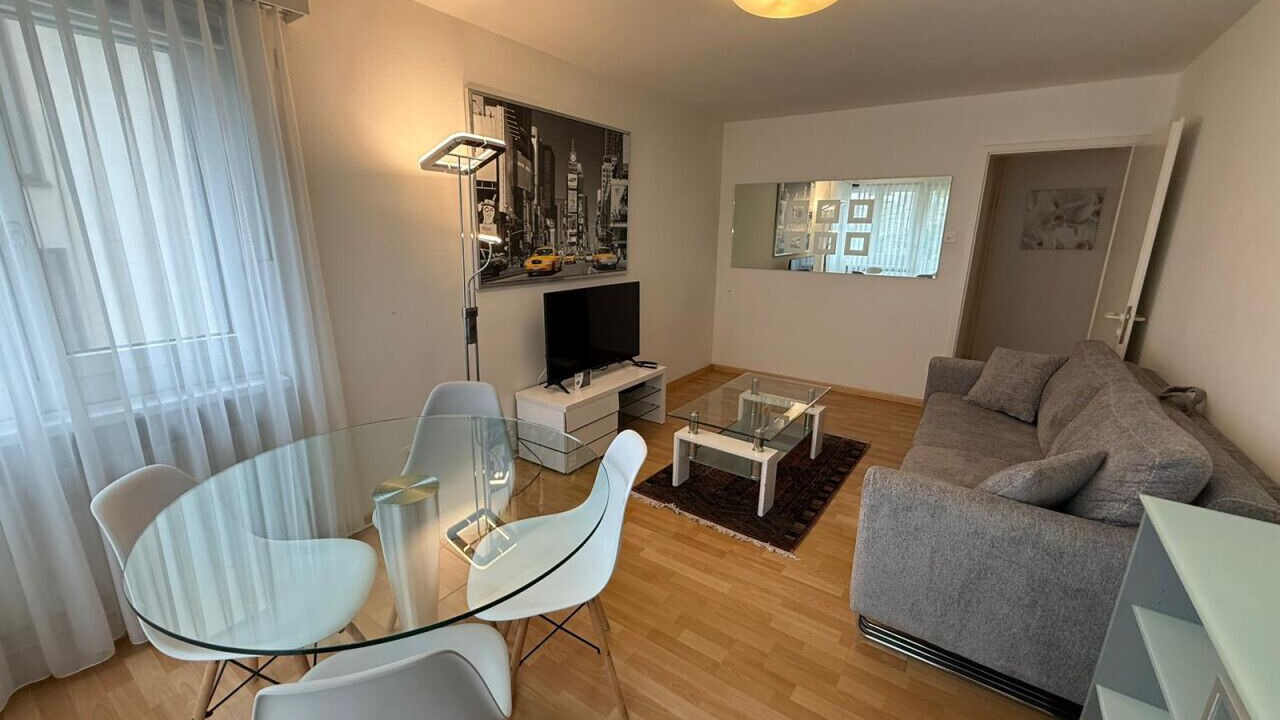 Photo of Livingroom in District 6