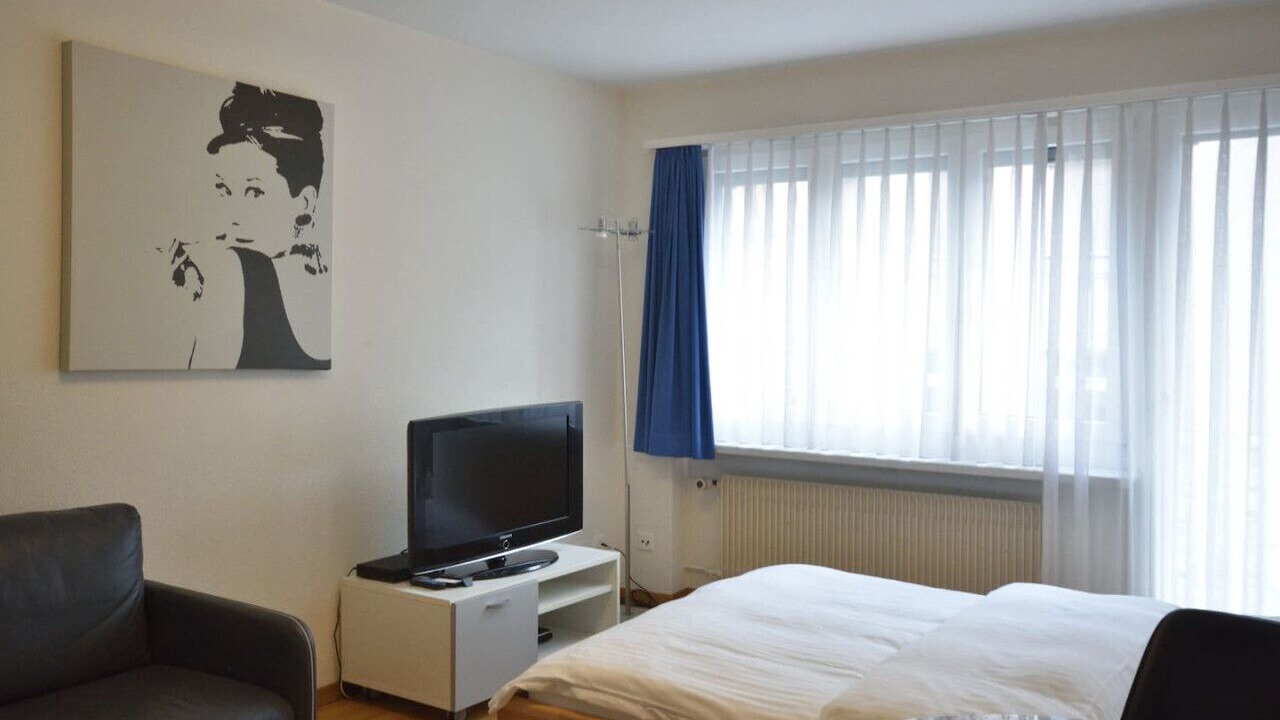 Photo of Bedroom in District 6
