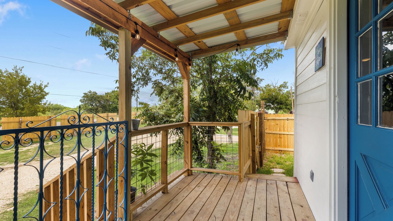 Photo of Patio Balcony in San Marcos