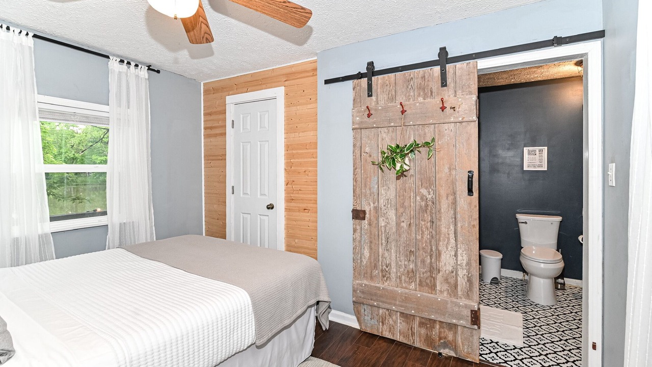 Photo of Bedroom in Noblesville