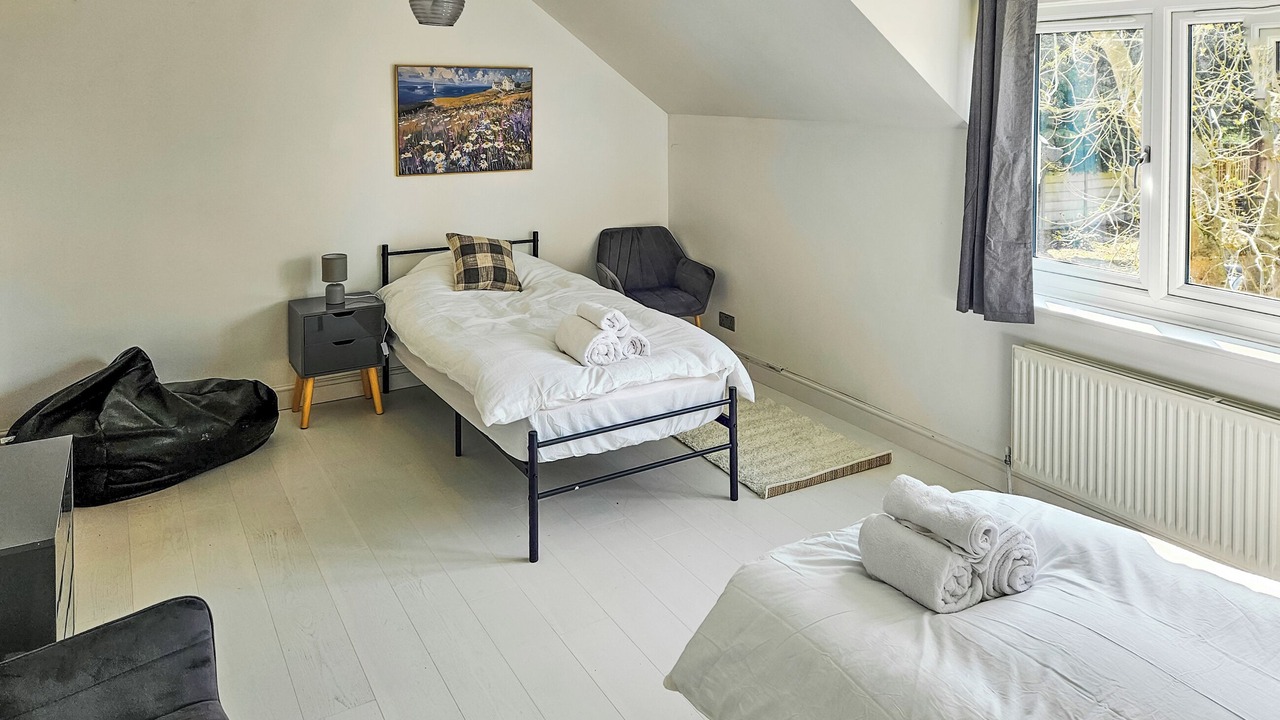 Photo of Others in March