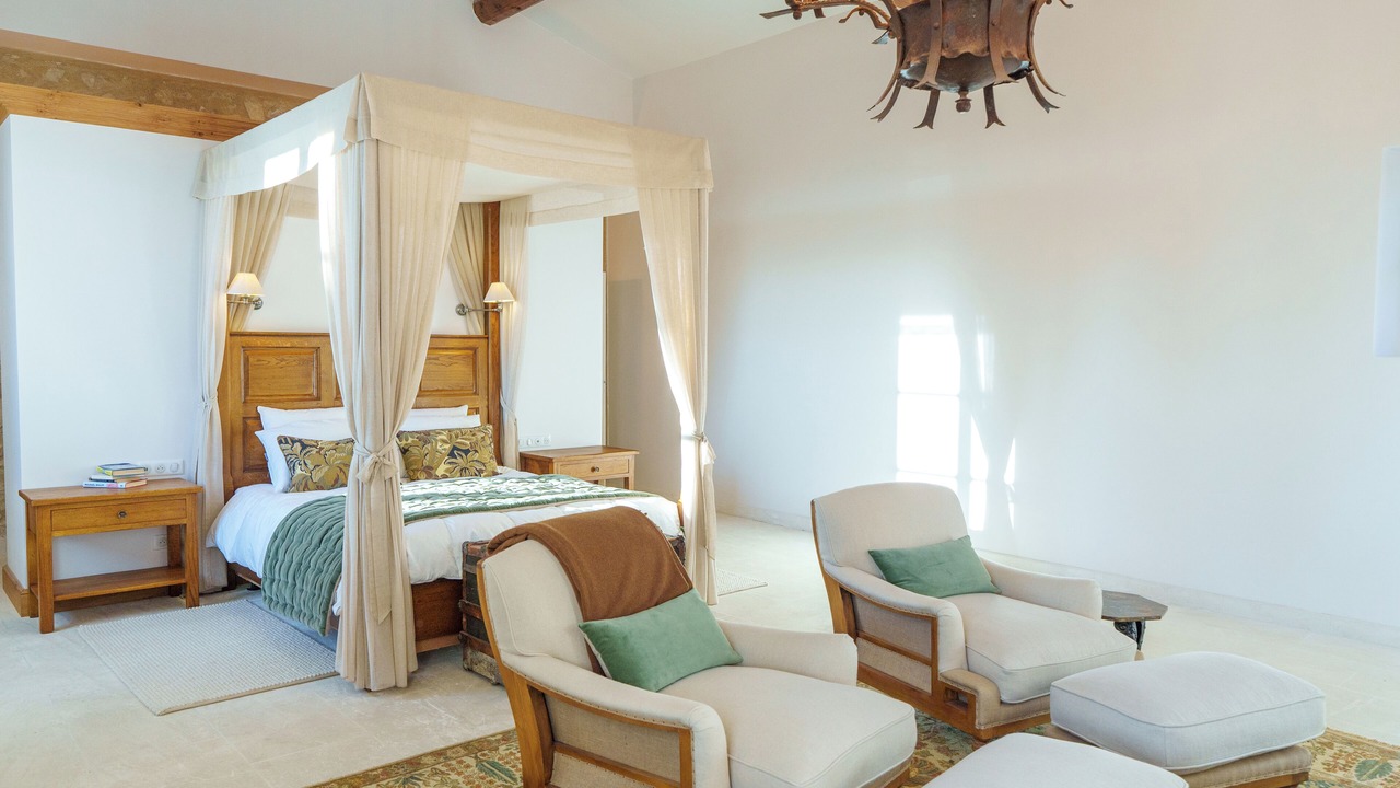 Photo of Bedroom in Redortiers