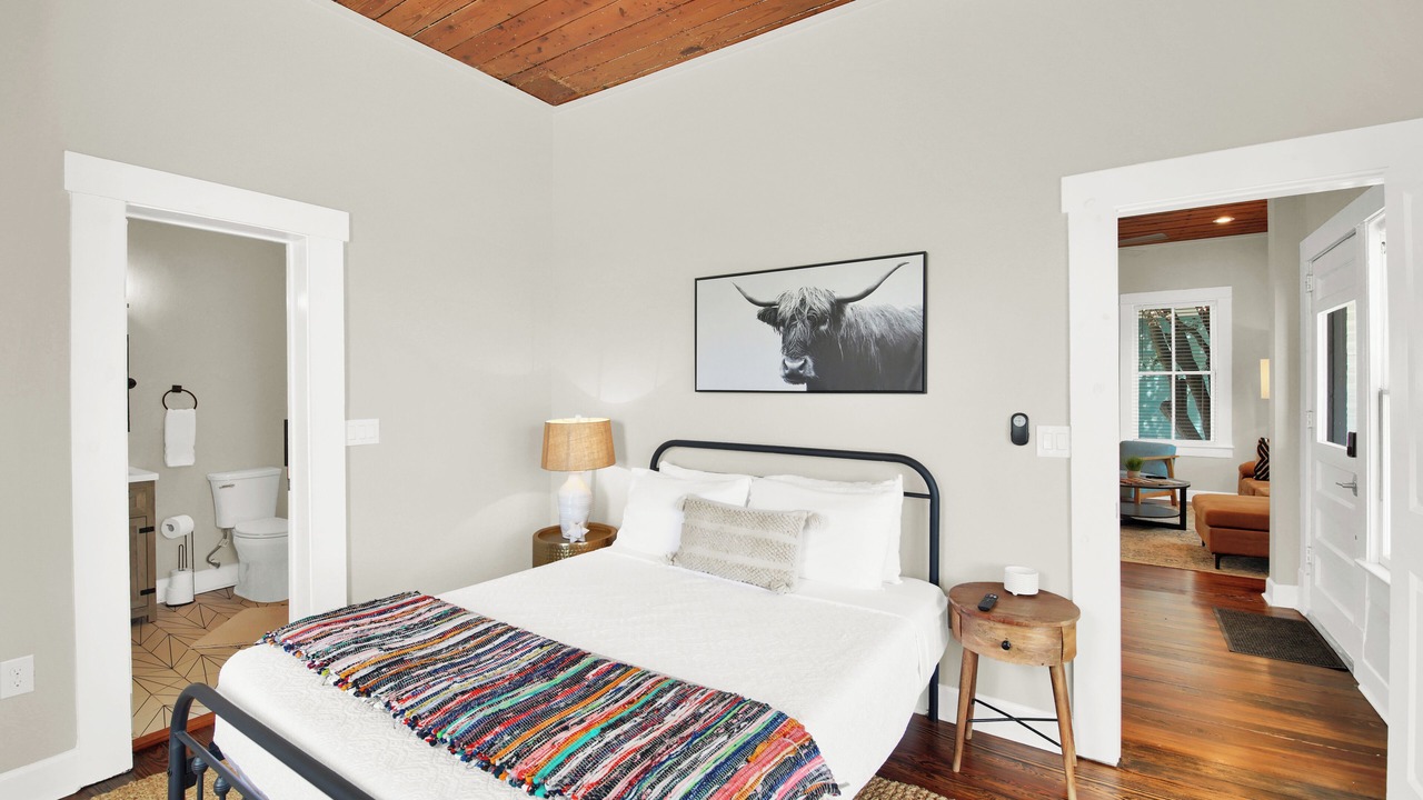 Photo of Bedroom in Southtown
