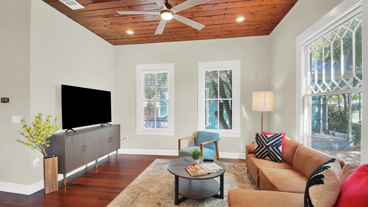 Photo of Livingroom in Southtown