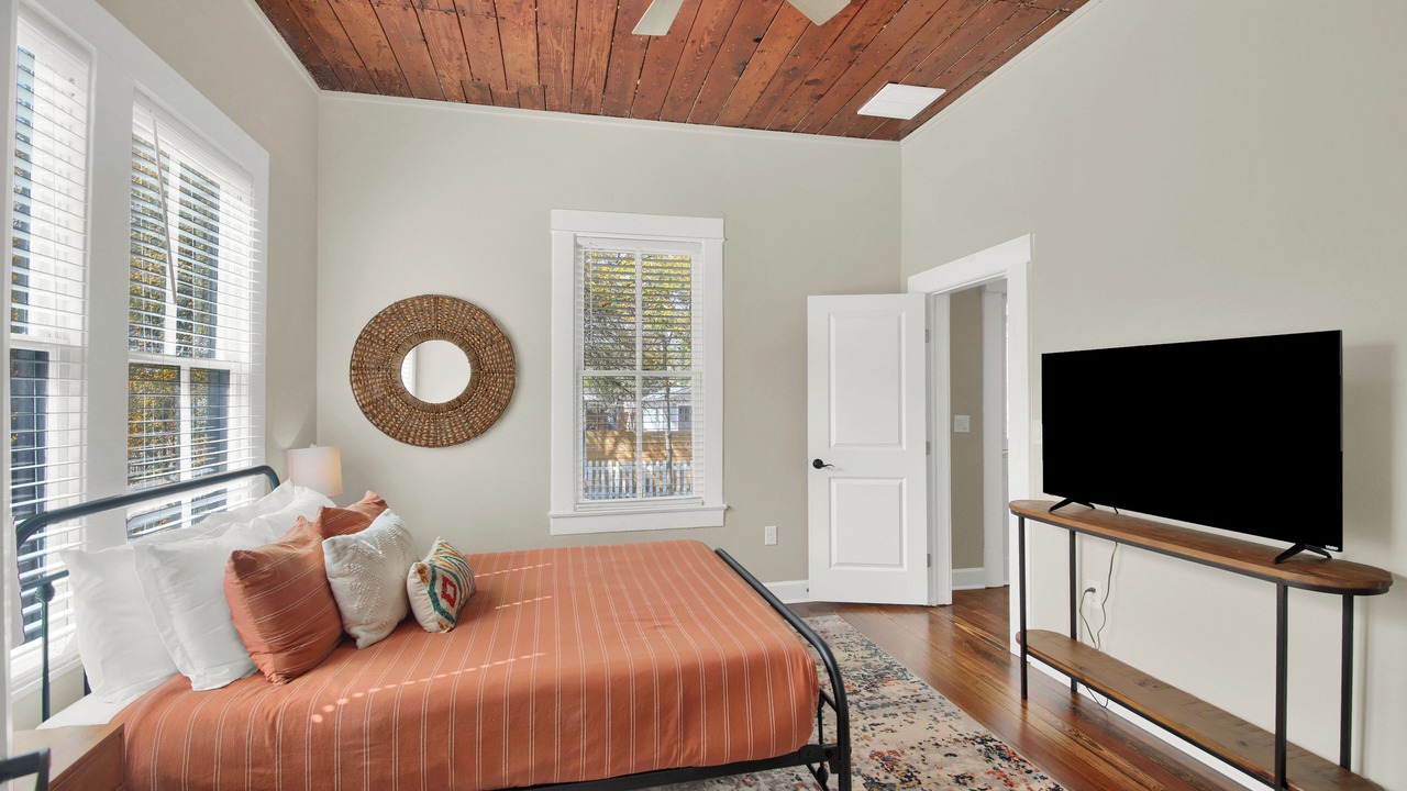 Photo of Bedroom in Southtown