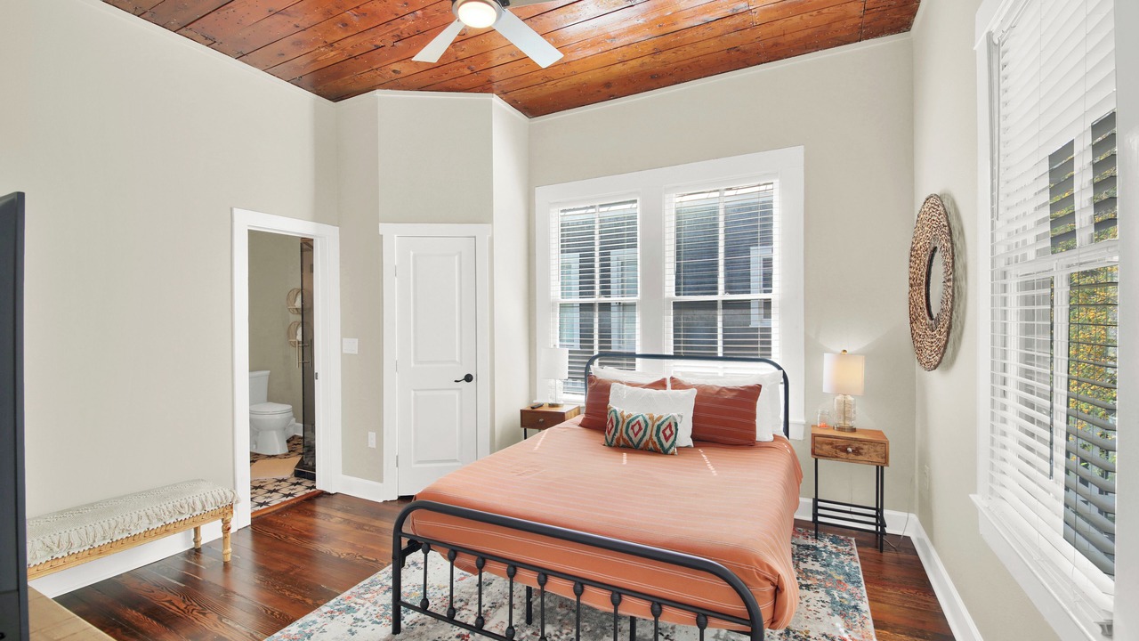 Photo of Bedroom in Southtown