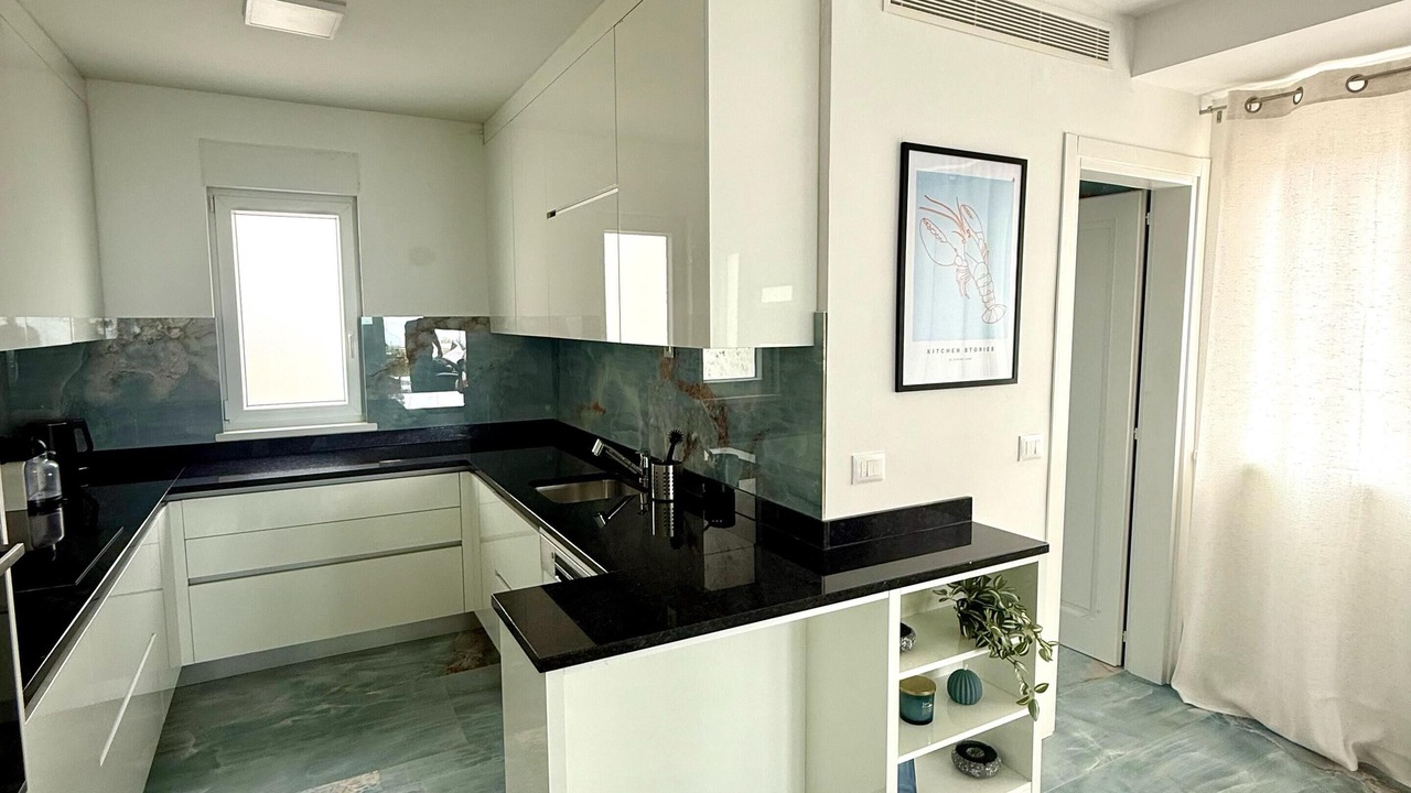 Photo of Kitchen in Mali Maj